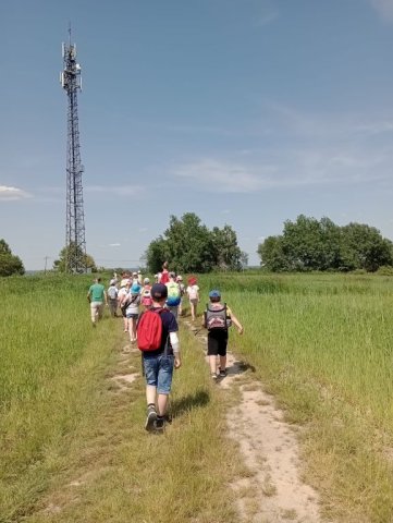 b_1024_768_0_00_images_2022_2023_1-3_AkademiaMalych_rajd_352215227_1009607930462597_7508212371439500544_n